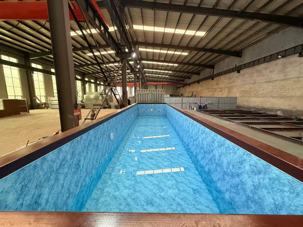 Factory pool - interior liner view